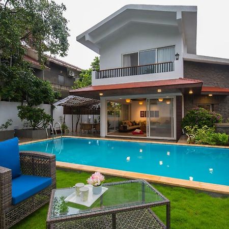 El Lodge By Stayvista - Pool, Lawn, And A Charming Gazebo For Your Perfect Getaway Lonavala Exterior foto